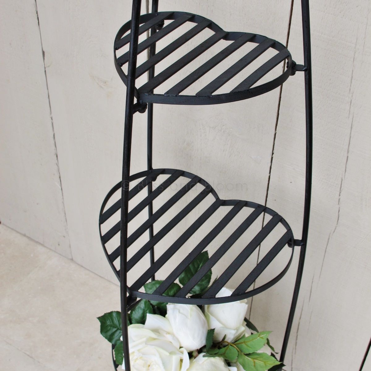 Black heart pot stand Bliss and Bloom Ltd