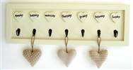 Daily Mon-Sun heart hooks