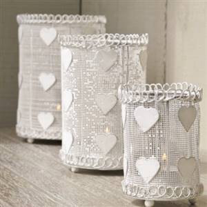 Set of 3 heart tea light holders