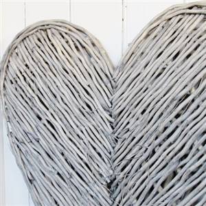 Extra large willow heart