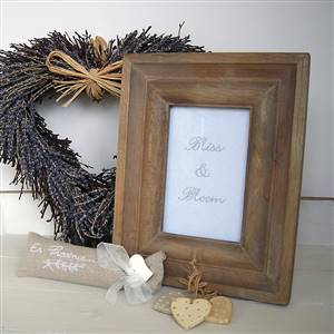 Medium wooden photo frame