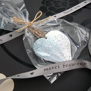 Set of 6 pretty zinc hearts
