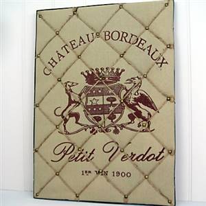 Chateau memo notice board