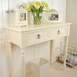 Elegant cream console table