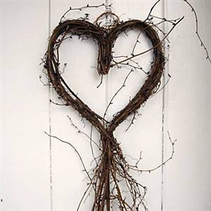 Large twiggy heart