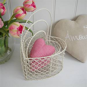 Cream wire heart baskets