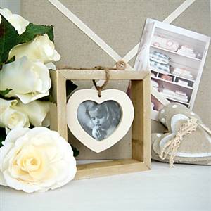 Cream heart picture frame