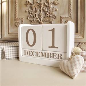 Large white block calendar