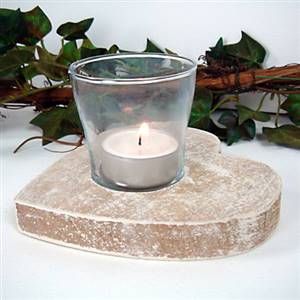 Wooden heart t-light holder