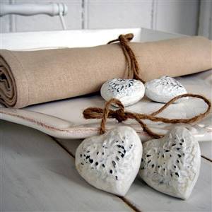 4 hanging heart napkin rings