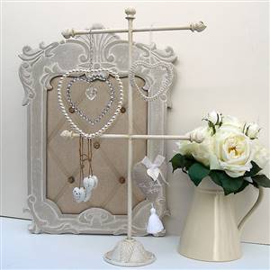Cream jewellery stand
