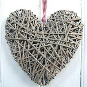 Willow Hanging Heart Large