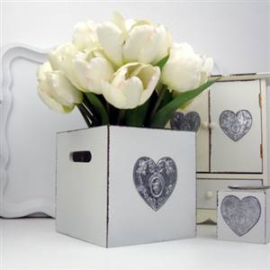 Off-white heart trug
